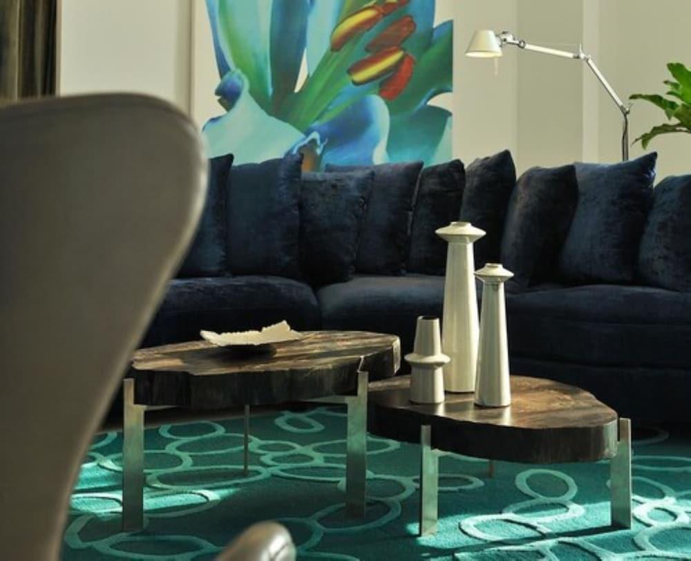 Avasa Hotel Hyderabad Eksteriør bilde