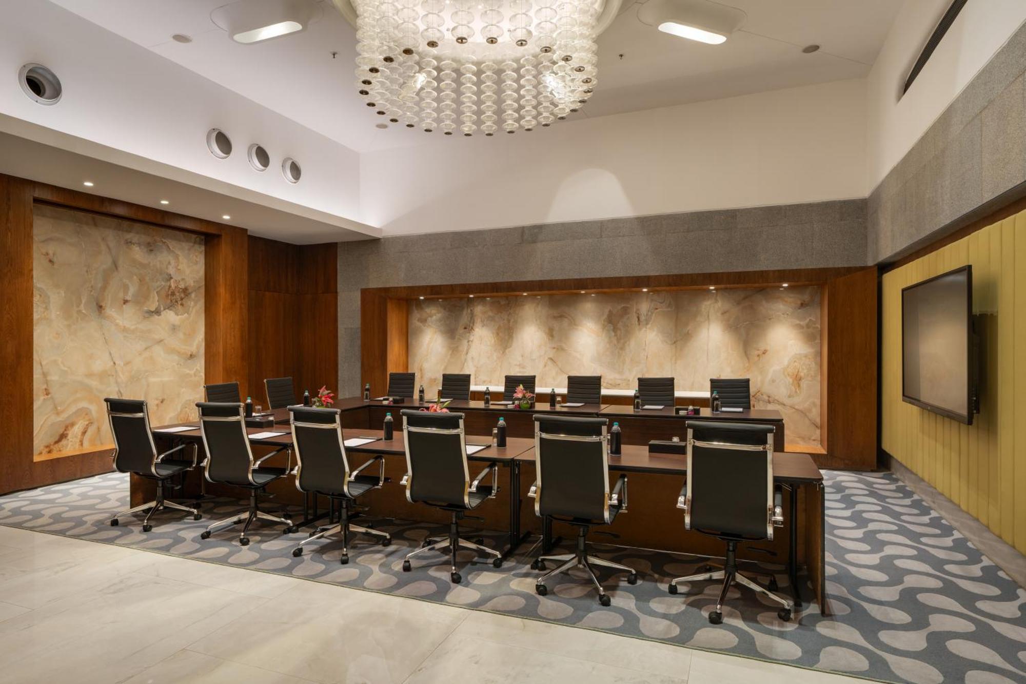 Avasa Hotel Hyderabad Eksteriør bilde