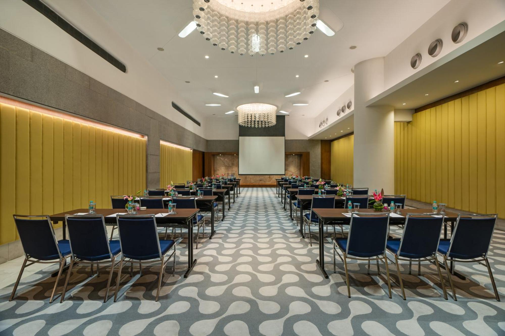 Avasa Hotel Hyderabad Eksteriør bilde