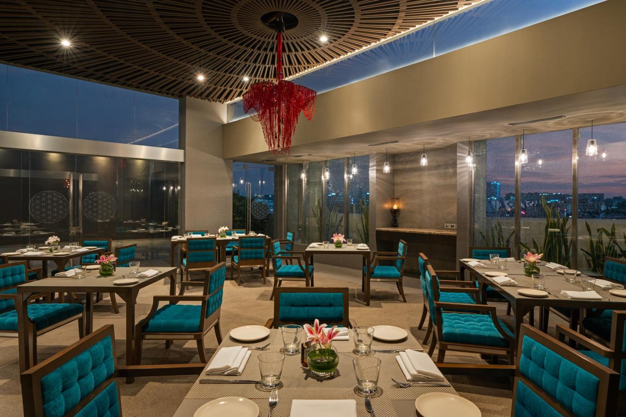 Avasa Hotel Hyderabad Eksteriør bilde