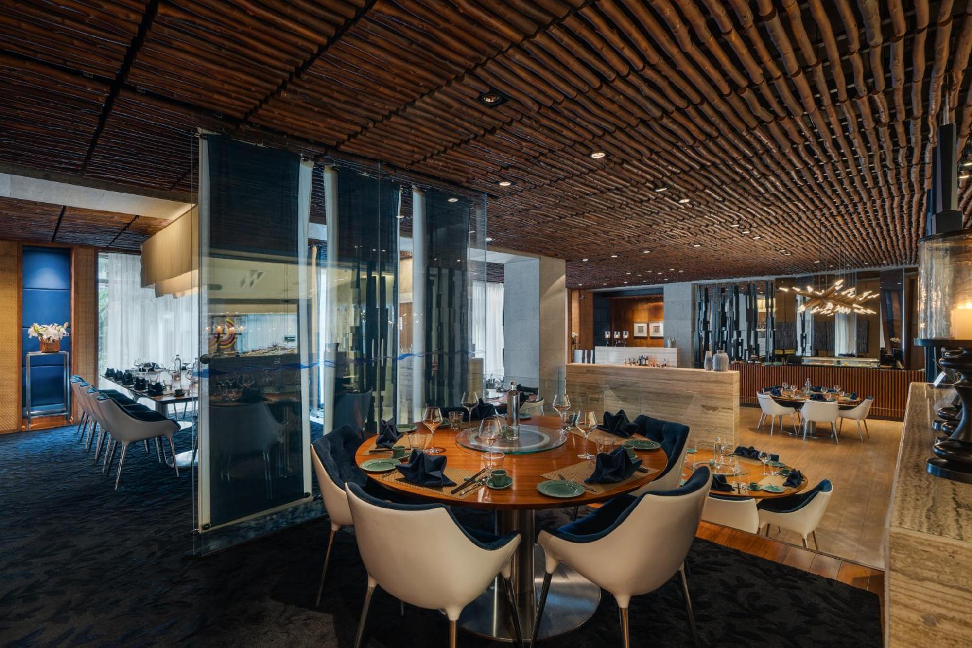 Avasa Hotel Hyderabad Eksteriør bilde
