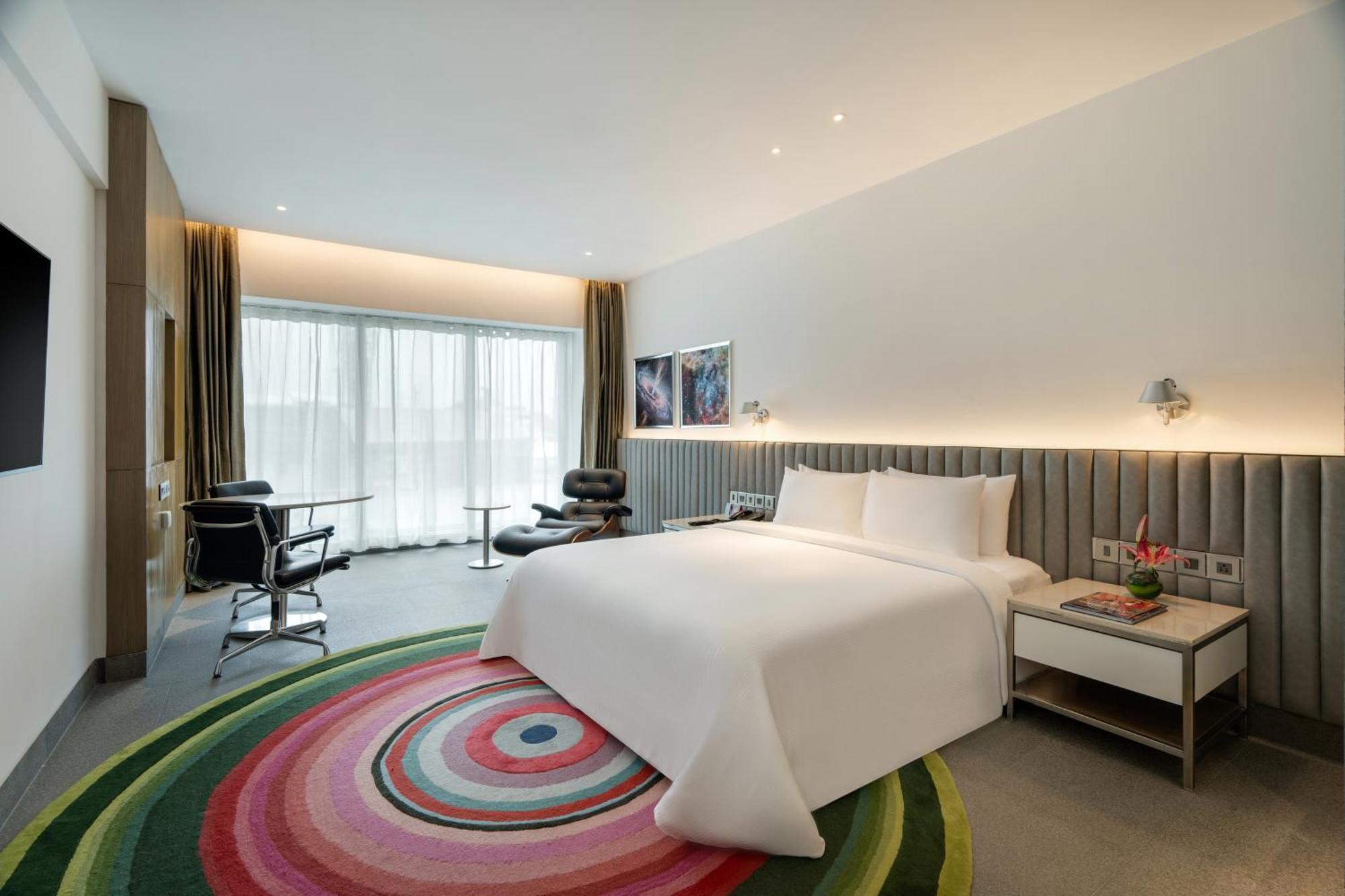 Avasa Hotel Hyderabad Eksteriør bilde