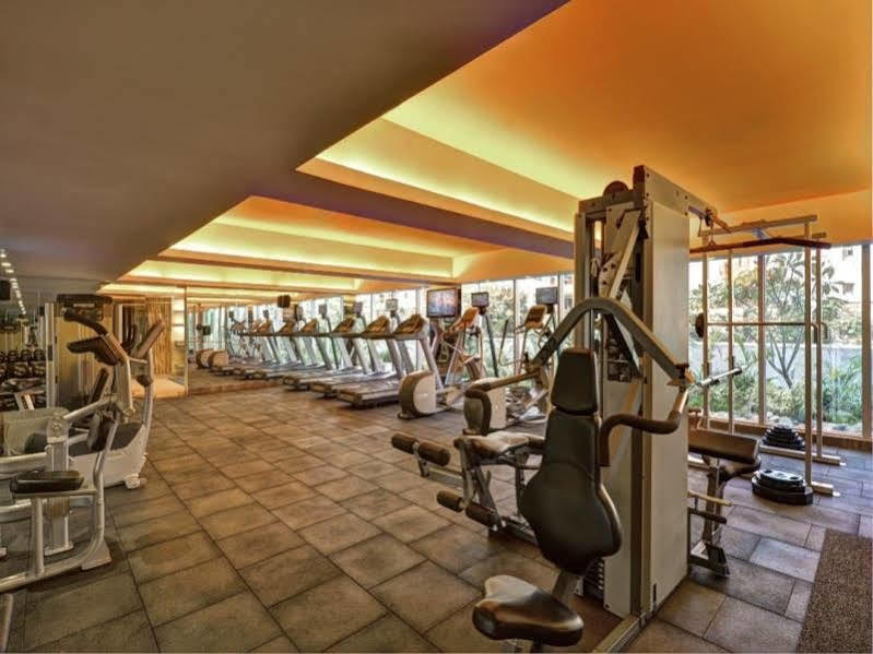 Avasa Hotel Hyderabad Eksteriør bilde