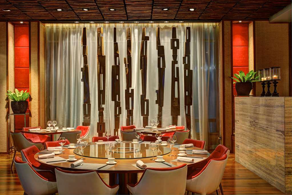 Avasa Hotel Hyderabad Restaurant bilde